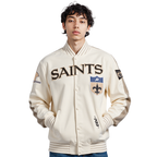 NFL NEW ORLEANS SAINTS BLOUSON RÉTRO PRO GAME DAY (COQUILLE D'ŒUF/TAUPE/COQUILLE D'ŒUF)
