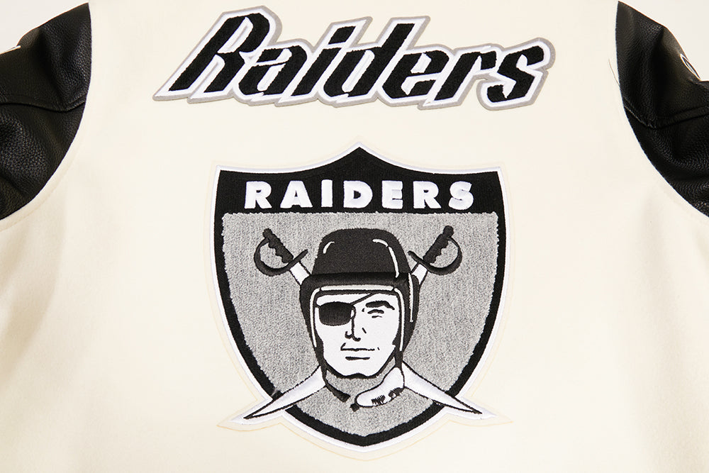 NFL OAKLAND RAIDERS RETRO CLASSIC BLOUSON COLLÉGIAL EN LAINE À BORDS CÔTELÉS POUR HOMME (COQUILLE D'ŒUF/NOIR)