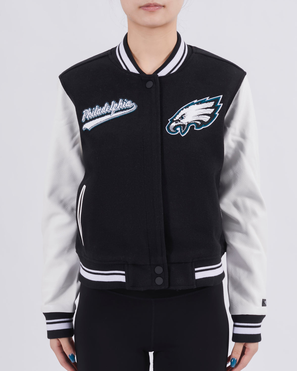 NFL PHILADELPHIA EAGLES SCRIPT TAIL WOMEN'S WOOL VARSITY JACKET (BLACK/WHITE)