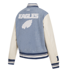 NFL PHILADELPHIA EAGLES VARSITY BLUES BLOUSON COLLÉGIAL EN DENIM POUR FEMME (DENIM/LIN)