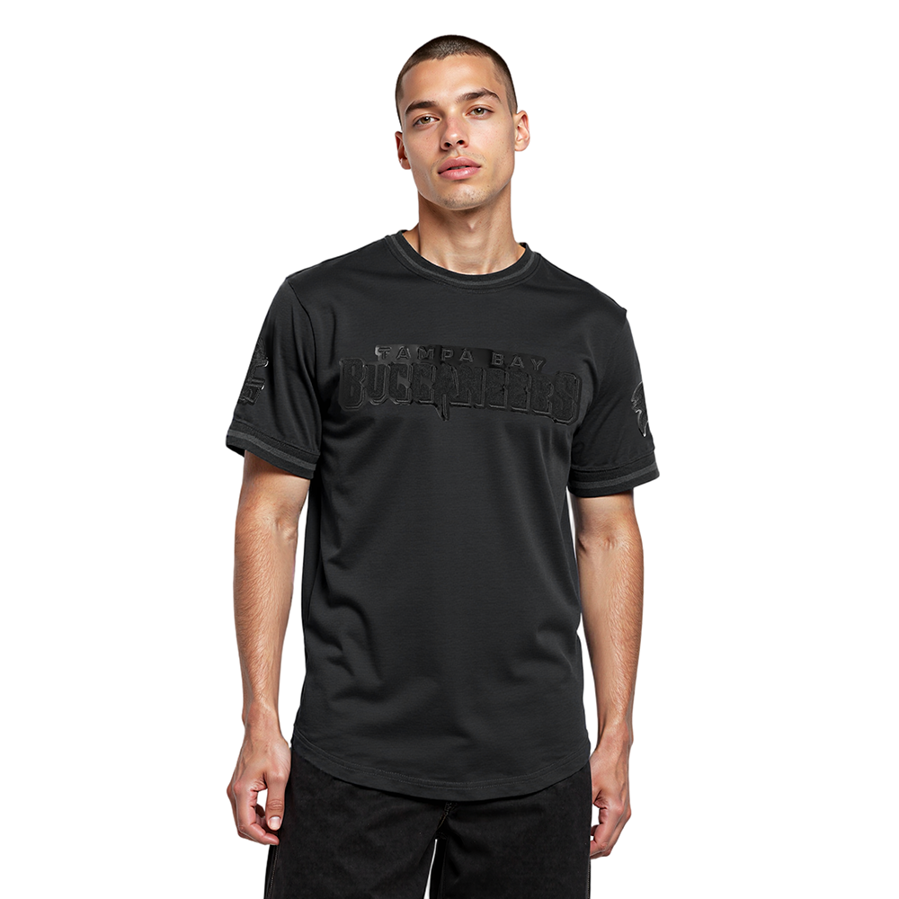 NFL TAMPA BAY BUCCANEERS TRIPLE BLACK TEE (TRIPLE BLACK)