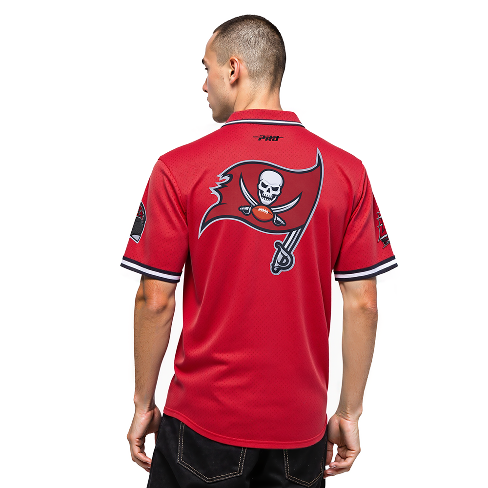 NFL TAMPA BAY BUCCANEERS MESH MEN'S  BUTTON UP SHIRT (RED/BLACK)