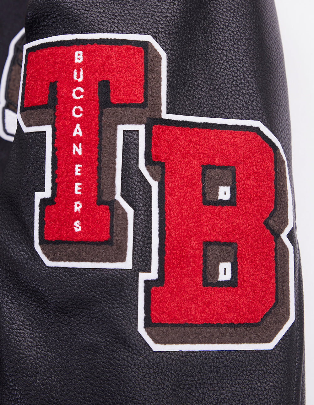 NFL TAMPA BAY BUCCANEERS MASH UP BLOUSON COLLÉGIAL EN LAINE À BORDS CÔTELÉS POUR HOMME (NOIR)