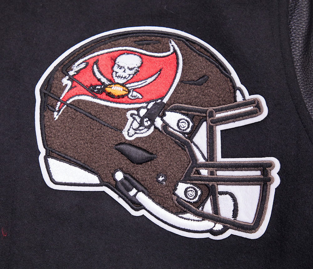 NFL TAMPA BAY BUCCANEERS MASH UP BLOUSON COLLÉGIAL EN LAINE À BORDS CÔTELÉS POUR HOMME (NOIR)