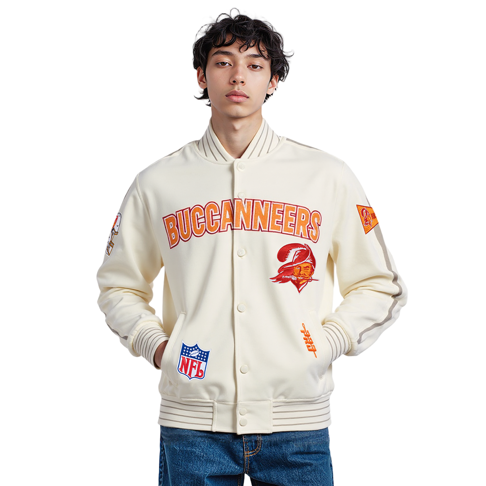 NFL TAMPA BAY BUCCANEERS PRO GAME DAY RETRO JACKET (EGGSHELL/TAUPE/EGGSHELL)
