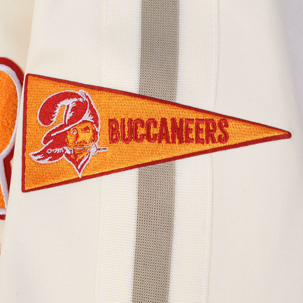 NFL TAMPA BAY BUCCANEERS PRO GAME DAY RETRO JACKET (EGGSHELL/TAUPE/EGGSHELL)