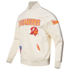 NFL TAMPA BAY BUCCANEERS PRO GAME DAY RETRO JACKET (EGGSHELL/TAUPE/EGGSHELL)