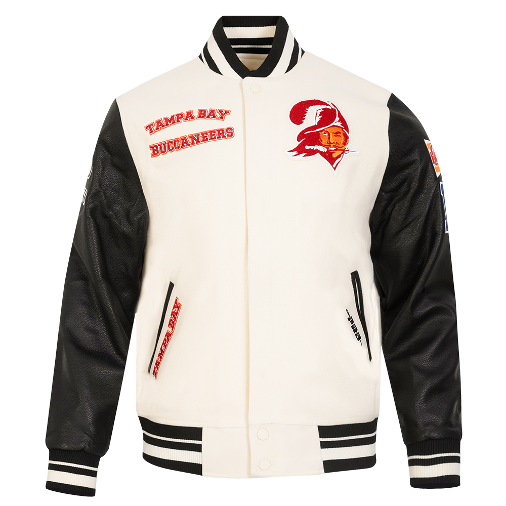 NFL TAMPA BAY BUCCANEERS RETRO CLASSIC BLOUSON COLLÉGIAL EN LAINE À BORDS CÔTELÉS POUR HOMME (COQUILLE D'ŒUF/NOIR)