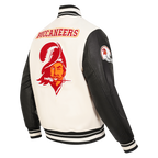 NFL TAMPA BAY BUCCANEERS RETRO CLASSIC BLOUSON COLLÉGIAL EN LAINE À BORDS CÔTELÉS POUR HOMME (COQUILLE D'ŒUF/NOIR)