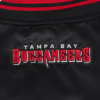 NFL TAMPA BAY BUCCANEERS SCRIPT TAIL BLOUSON EN SATIN POUR FEMME (NOIR/ROUGE/NOIR)