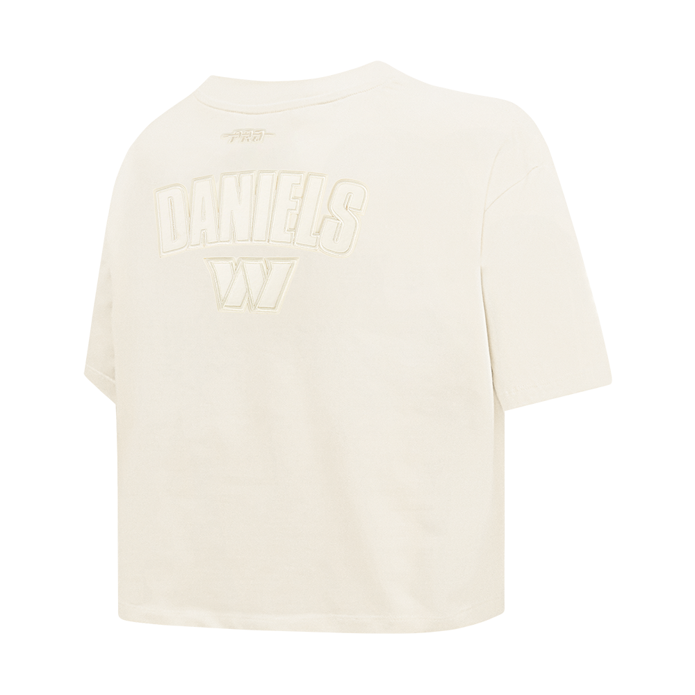 NFL WASHINGTON COMMANDERS JAYDEN DANIELS #5 NEUTRAL PNN T-SHIRT EN JERSEY SIMPLE À COUPE CARRÉE POUR FEMME (COQUILLE D'ŒUF)