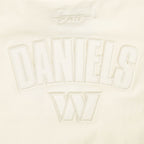 NFL WASHINGTON COMMANDERS JAYDEN DANIELS #5 NEUTRAL PNN T-SHIRT EN JERSEY SIMPLE À COUPE CARRÉE POUR FEMME (COQUILLE D'ŒUF)