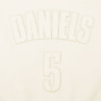 NFL WASHINGTON COMMANDERS JAYDEN DANIELS #5 NEUTRAL PNN CHANDAIL À COL ROND EN MOLLETON POUR FEMME (COQUILLE D'ŒUF)