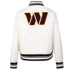 NFL WASHINGTON COMMANDERS RETRO CLASSIC BLOUSON EN SATIN À BORDS CÔTELÉS POUR FEMME (COQUILLE D'ŒUF/NOIR)