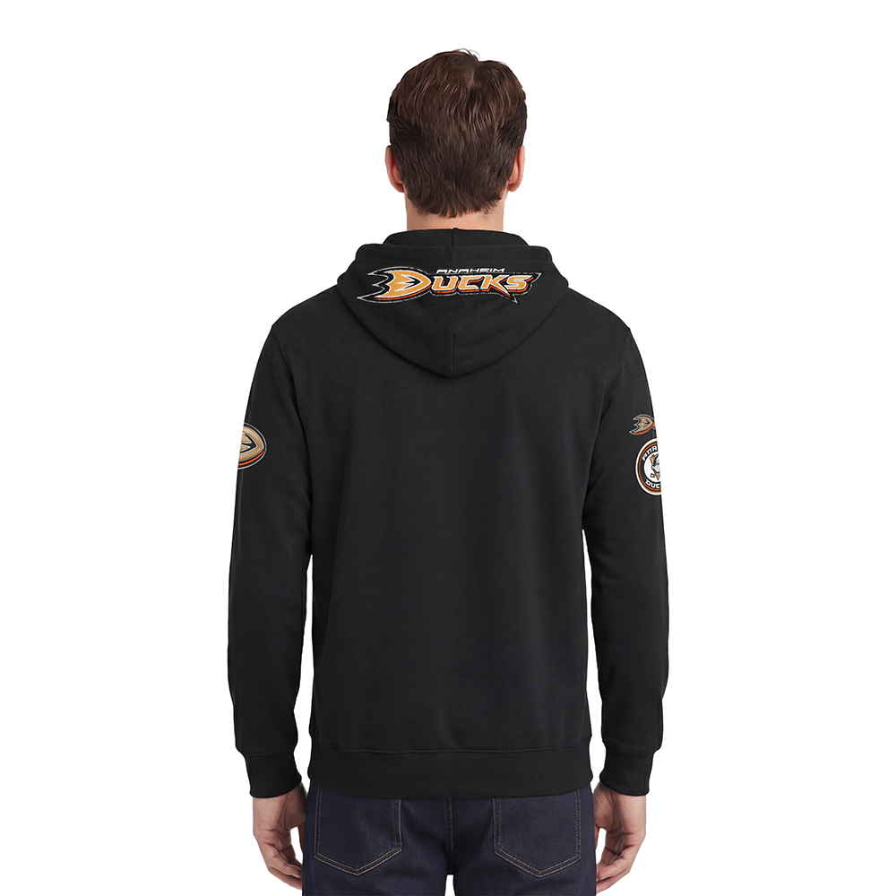 HAD561102-BLK-MODEL-2