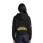 NHL BOSTON BRUINS CLASSIC WOMEN'S CHENILLE WOMEN'S FLC CROPPED PO HOODIE (BLACK)