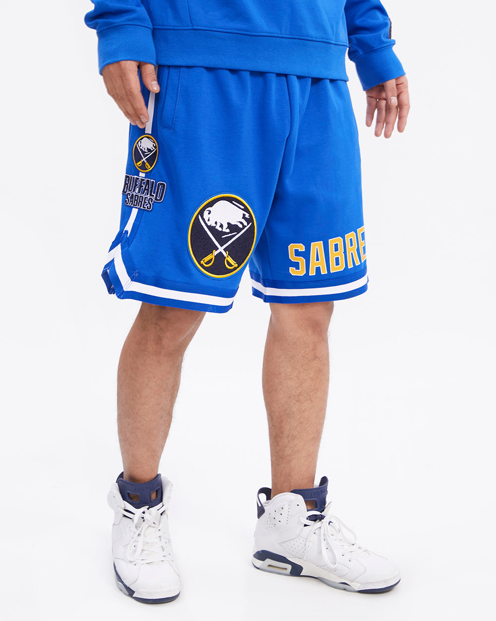 NHL BUFFALO SABRES CLASSIC CHENILLE MEN'S SHORT (ROYAL BLUE)