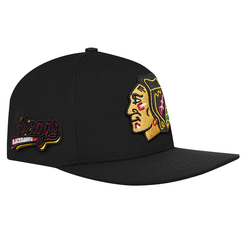 NHL CHICAGO BLACKHAWKS SCRIPT TAIL WOOL SNAPBACK HAT (BLACK)
