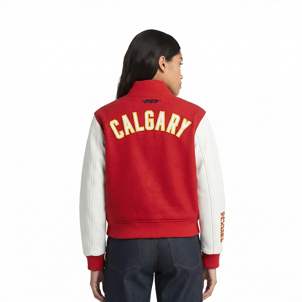 NHL CALGARY FLAMES CLASSIC BLOUSON COLLÉGIAL POUR FEMME (ROUGE/BLANC)