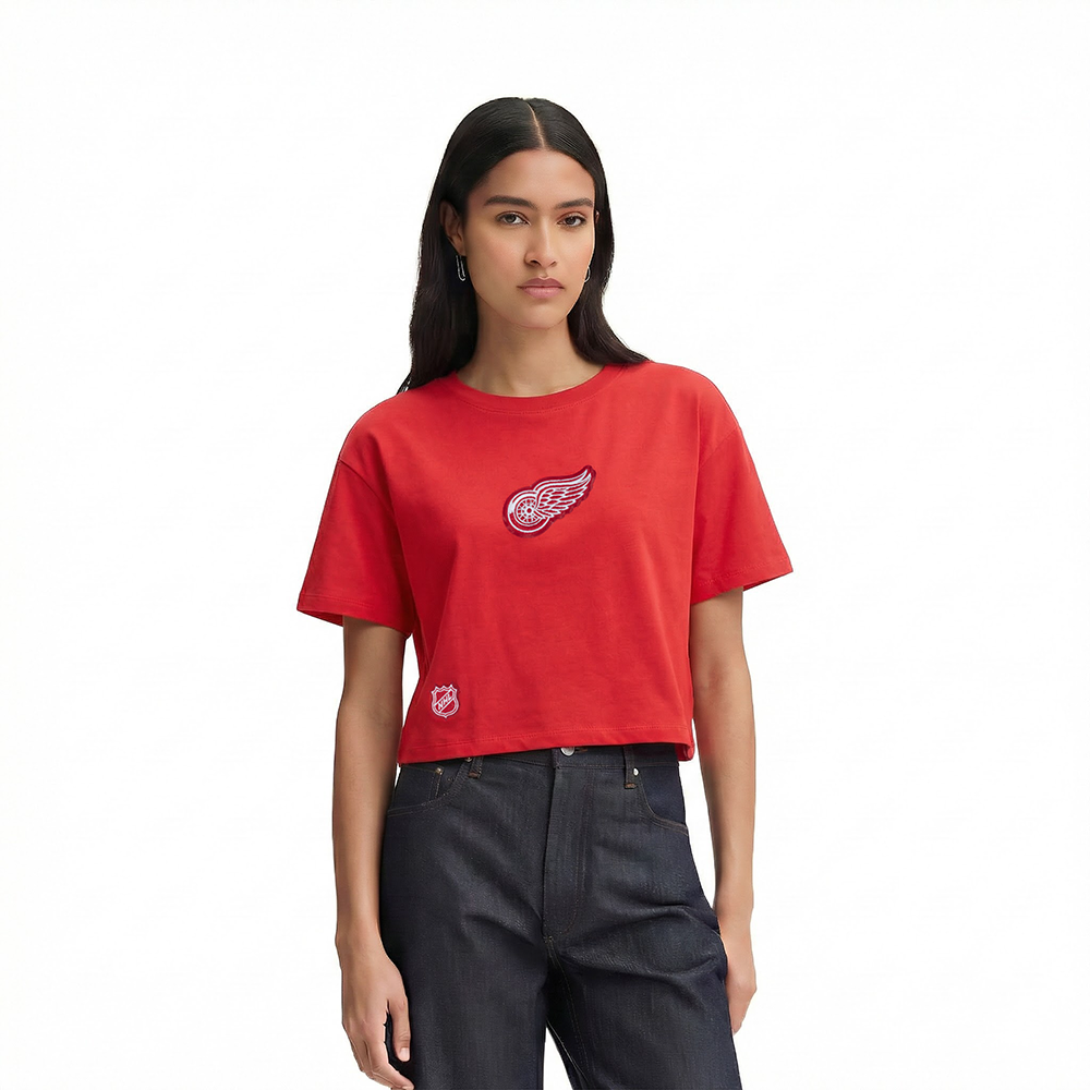 HDRA67797-RED-MODEL-1