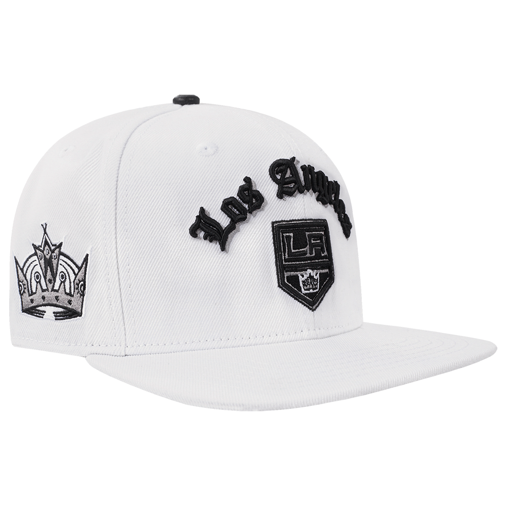 NHL LOS ANGELES KINGS OLD ENGLISH UNISEX 6 PANEL SNAPBACK HAT (WHITE)
