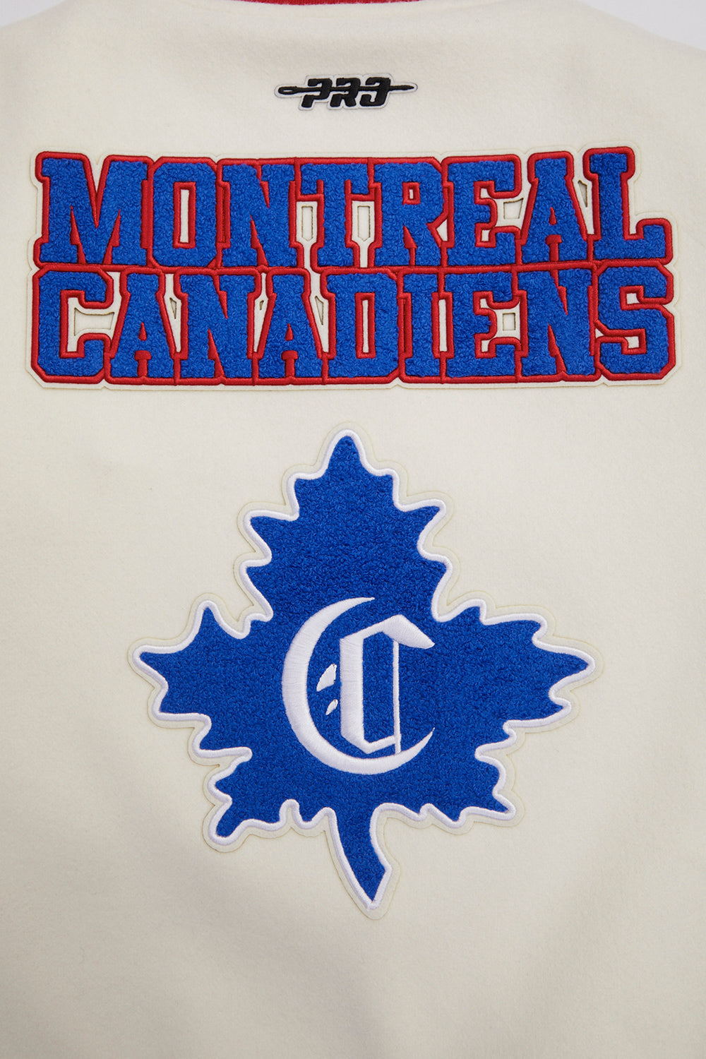 NHL MONTREAL CANADIENS RETRO CLASSIC BLOUSON COLLÉGIAL EN LAINE À BORDS CÔTELÉS POUR FEMME (COQUILLE D'ŒUF/ROUGE)