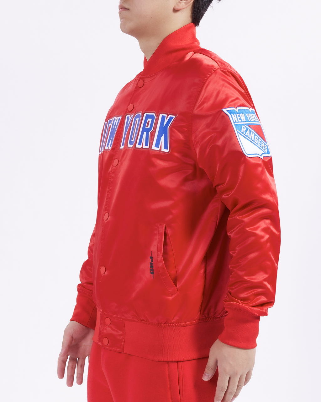 HNR660916-RED-MODEL-2