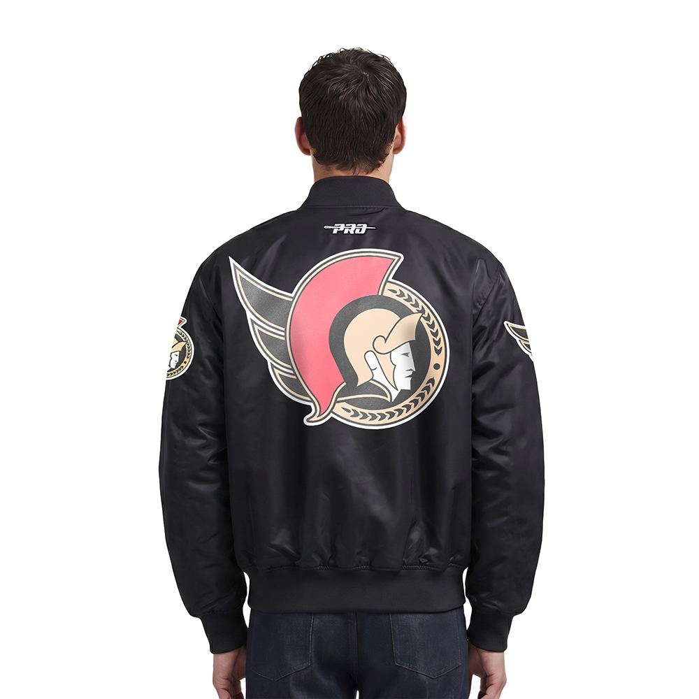HOS667385-BLK-MODEL-2