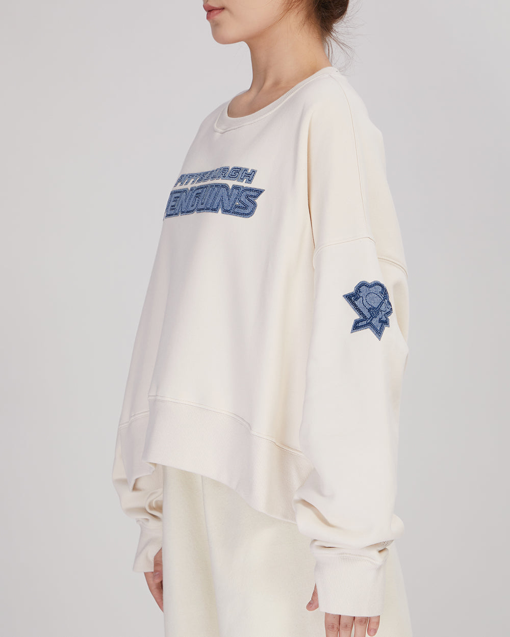 NHL PITTSBURGH PENGUINS VARSITY BLUES WOMEN'S CREWNECK (LINEN)