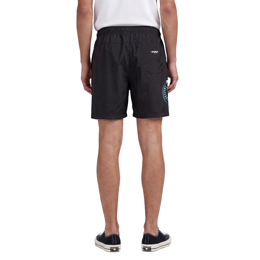 HSS366814-BLK-MODEL-2