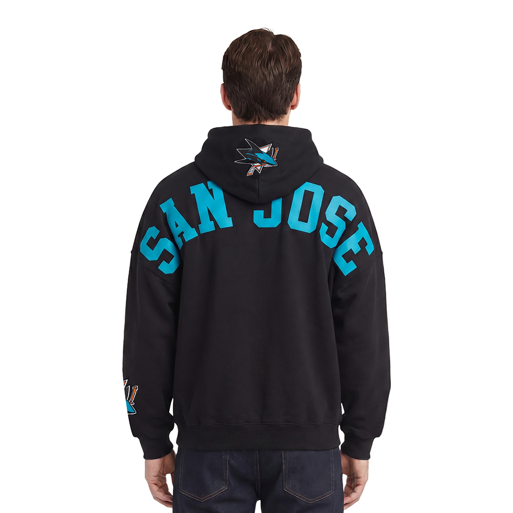 HSS567817-BLK-MODEL-2