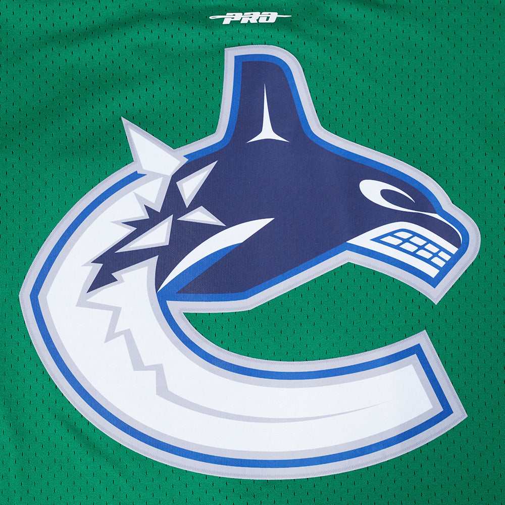 NHL VANCOUVER CANUCKS CLASSIC MESH BUTTON DOWN SHIRT (KELLY GREEN)