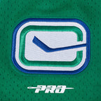 NHL VANCOUVER CANUCKS CLASSIC MESH BUTTON DOWN SHIRT (KELLY GREEN)