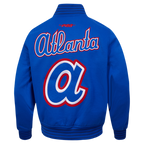 MLB ATLANTA BRAVES BLOUSON PRO GAME DAY EN MAILLE DOUBLE À LOGO COOPERSTOWN POUR HOMME (BLEU ROYAL/BLANC/MARINE MINUIT)