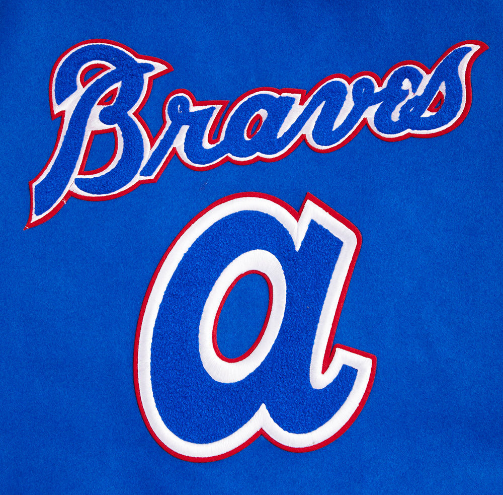 MLB ATLANTA BRAVES RETRO CLASSIC BLOUSON COLLÉGIAL EN LAINE À BORDS CÔTELÉS POUR HOMME (BLEU ROYAL/ROUGE)
