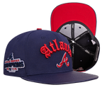 MLB ATLANTA BRAVES OLD ENGLISH CASQUETTE STRAPBACK EN CUIR À SIX PANNEAUX POUR UNISEXE (MARINE MINUIT)