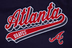MLB ATLANTA BRAVES SCRIPT TAIL CHANDAIL À CAPUCHON COURT EN MOLLETON CÔTELÉ POUR FEMME (MARINE MINUIT/ROUGE/MARINE MINUIT)