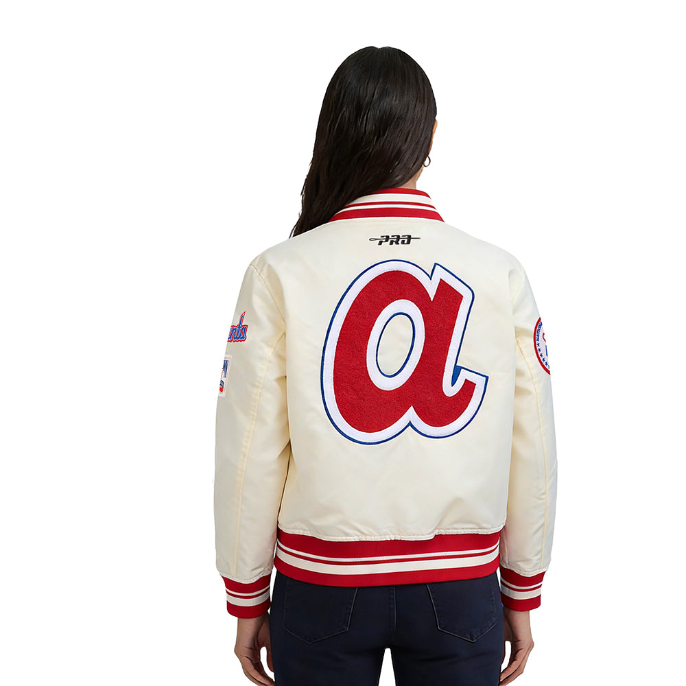 MLB ATLANTA BRAVES RETRO CLASSIC WOMEN'S RIB SATIN JACKET (EGGSHELL/ RED)