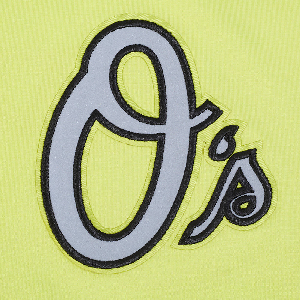 MLB BALTIMORE ORIOLES UNDER THE LIGHTS HAUT EN JERSEY SIMPLE POUR HOMME (JAUNE FLUO)