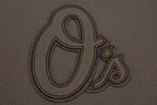 MLB BALTIMORE ORIOLES NEUTRAL MEN'S  CJ DROP SHOULDER TOP (DARK TAUPE)