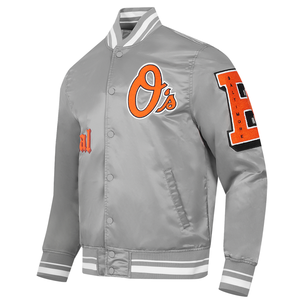 MLB BALTIMORE ORIOLES OLD ENGLISH MEN'S RIB SATIN JACKET (GRAY)