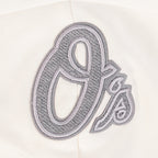 MLB BALTIMORE ORIOLES REVERSE FRENCH TERRY CHANDAIL À CAPUCHON EN MOLLETON À GLISSIÈRE ET À BLOCS DE COULEUR POUR FEMME (NOIR/GRIS/COQUILLE D'ŒUF)