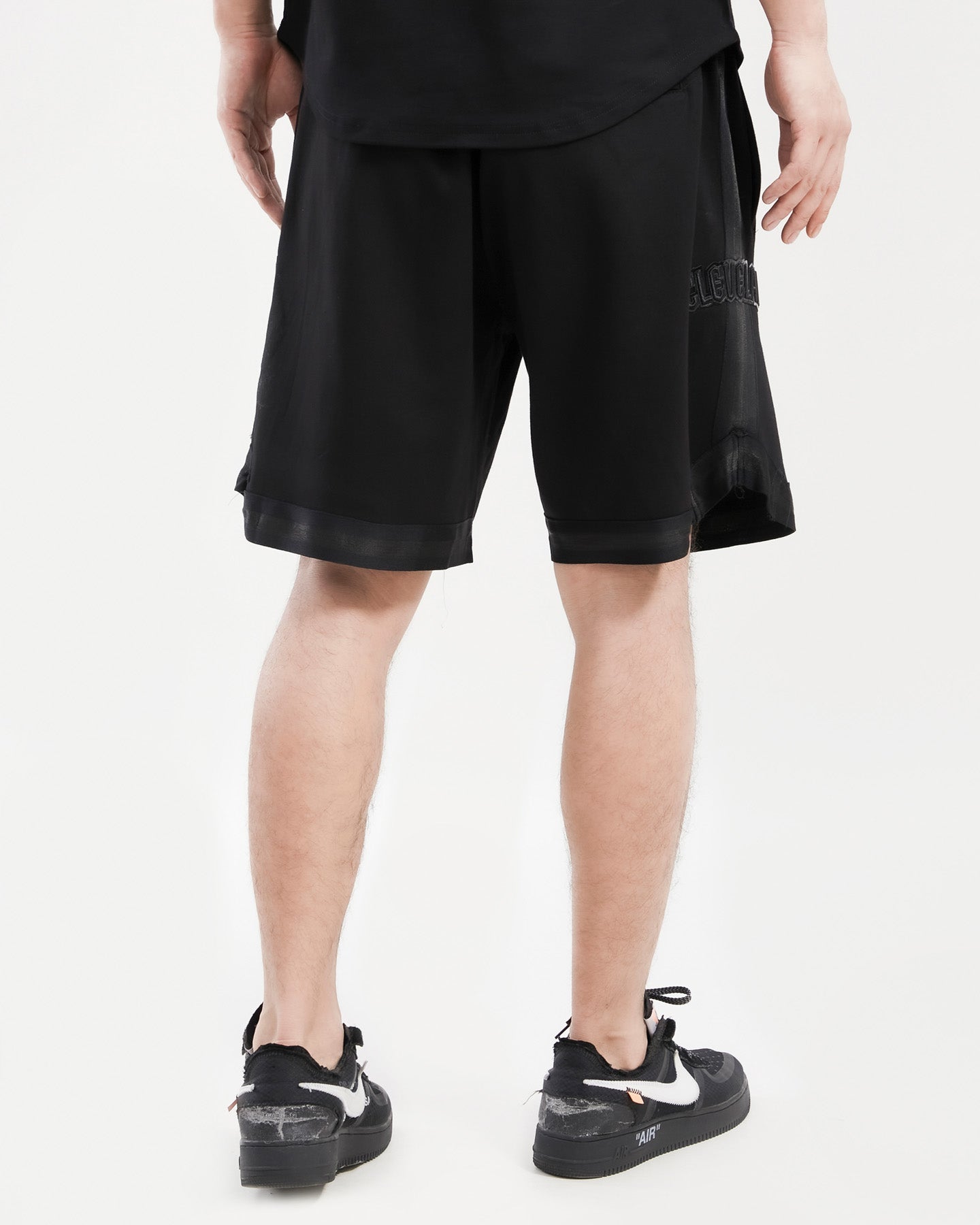 MLB CLEVELAND GUARDIANS TRIPLE BLACK MEN'S SHORT (TRIPLE BLACK)