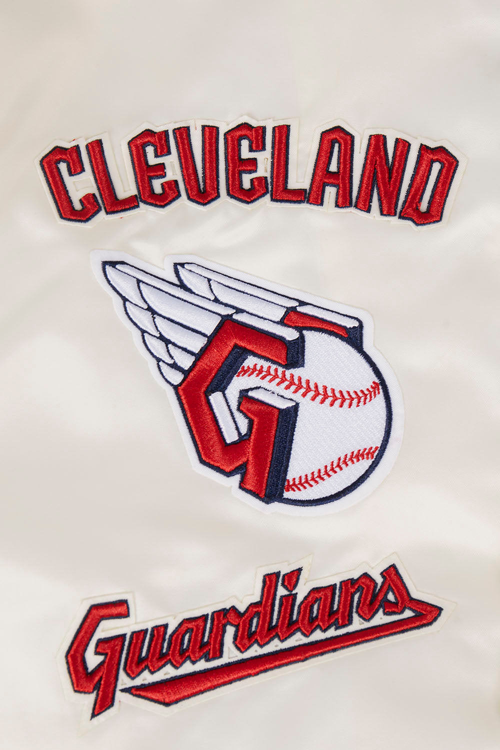 MLB CLEVELAND GUARDIANS RETRO CLASSIC MEN'S RIB SATIN JACKET (EGGSHELL/ MIDNIGHT NAVY)