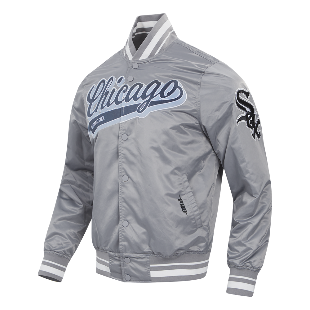 MLB CHICAGO WHITE SOX SCRIPT TAIL MEN'S SATIN JACKET (GRAY)