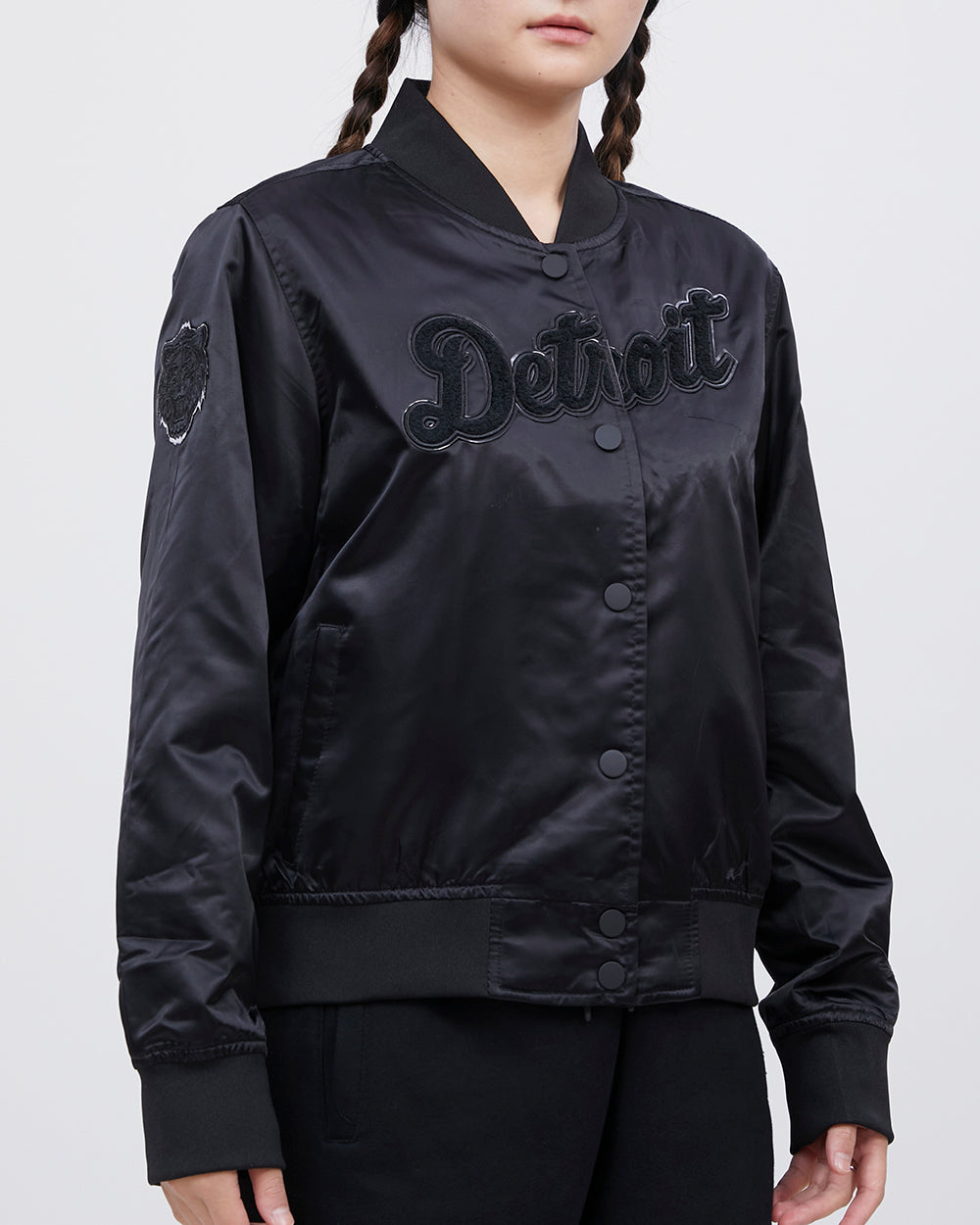 MLB DETROIT TIGERS TRIPLE BLACK WOMEN'S SATIN JACKET (TRIPLE BLACK)