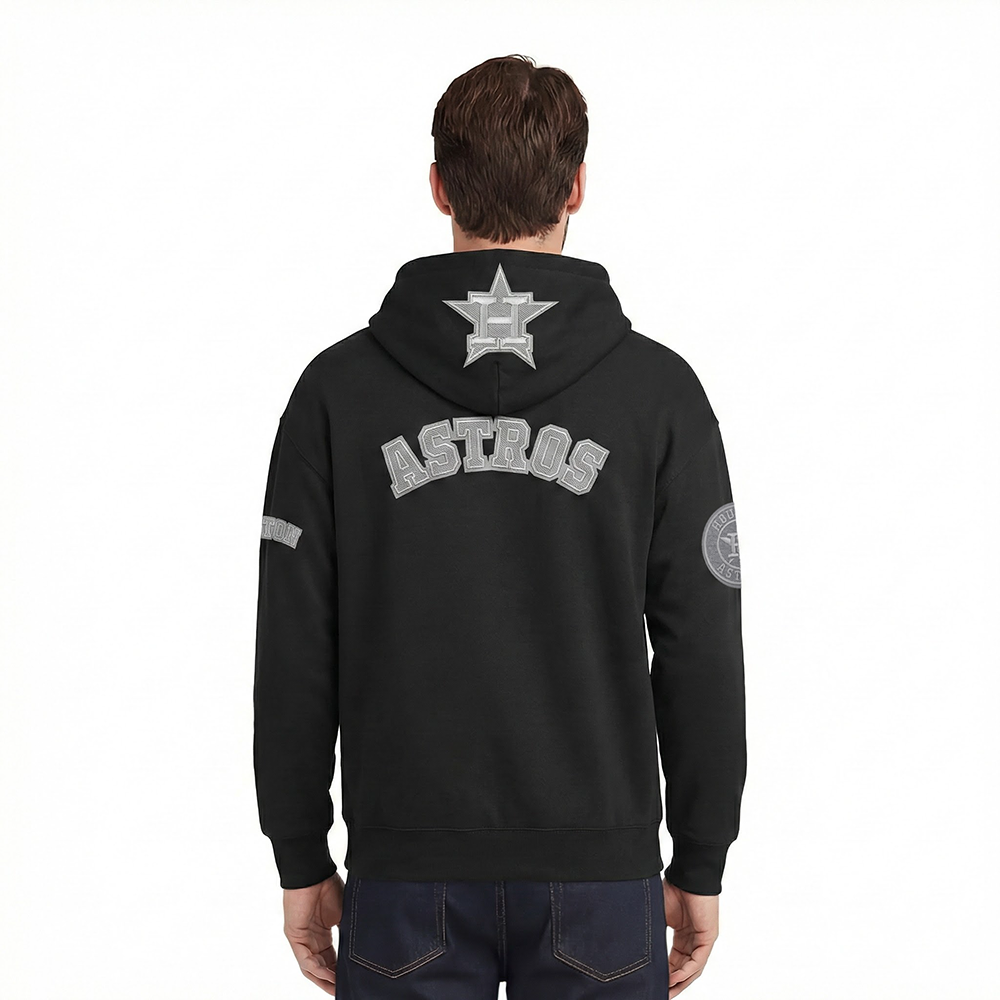 LHA5314869-BLK-MODEL-2
