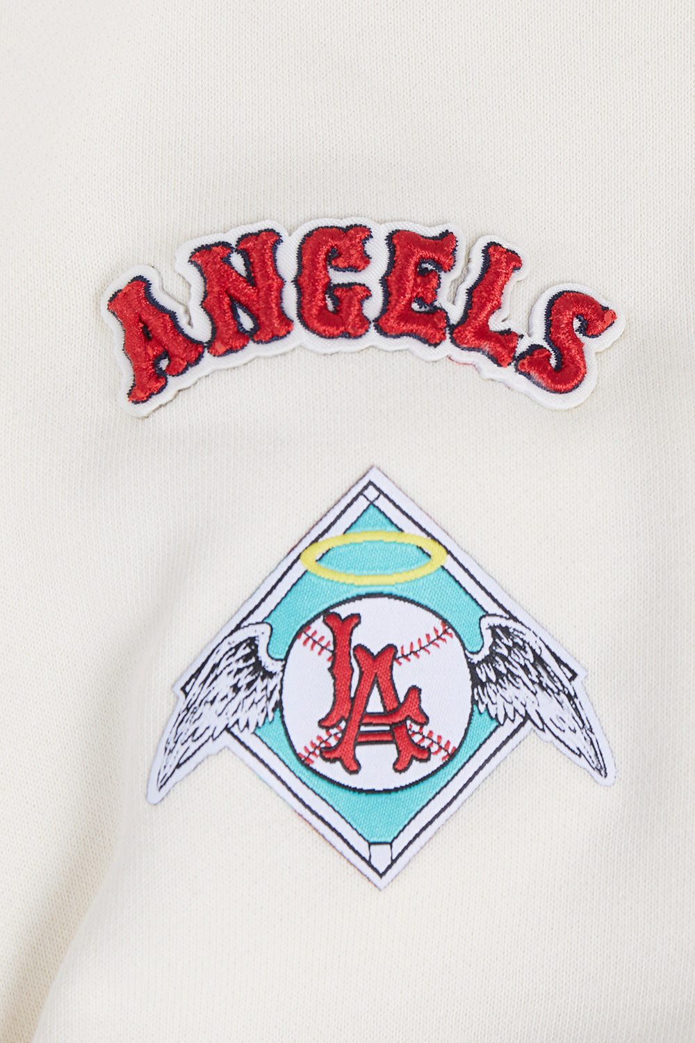 MLB LOS ANGELES ANGELS RETRO CLASSIC WOMEN'S RIB CROPPED PULLOVER HOODIE (EGGSHELL/ RED)