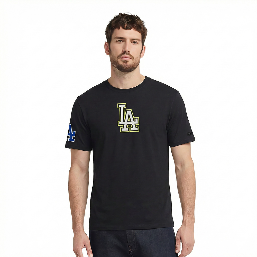 LLD1314879-BLK-MODEL-1
