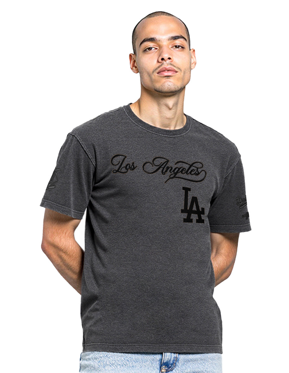 LLD1315350-BLK-MODEL-1